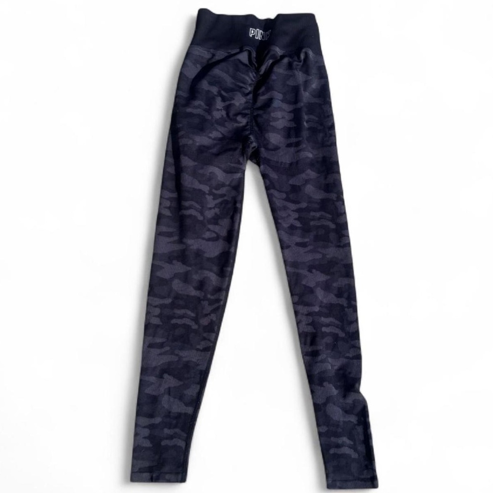 VICTORIA'S SECRET SCRUNCHED BUTT SEAMLESS LEGGINGS SZ Small SEAMLESS CAMO